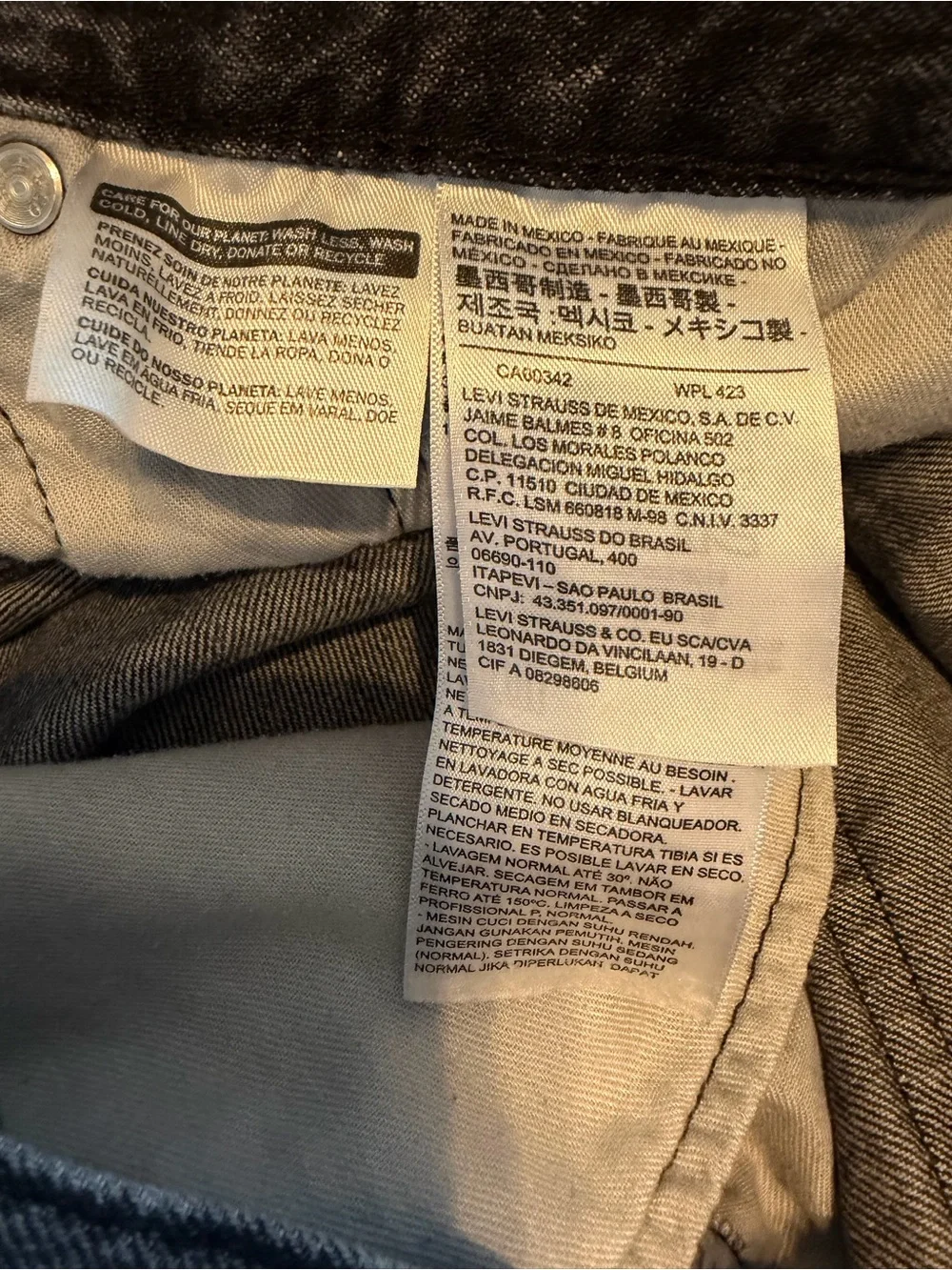 Levi’s 501 Men’s Jeans 48x32 Washed Black Charcoal Straight Leg Stretch